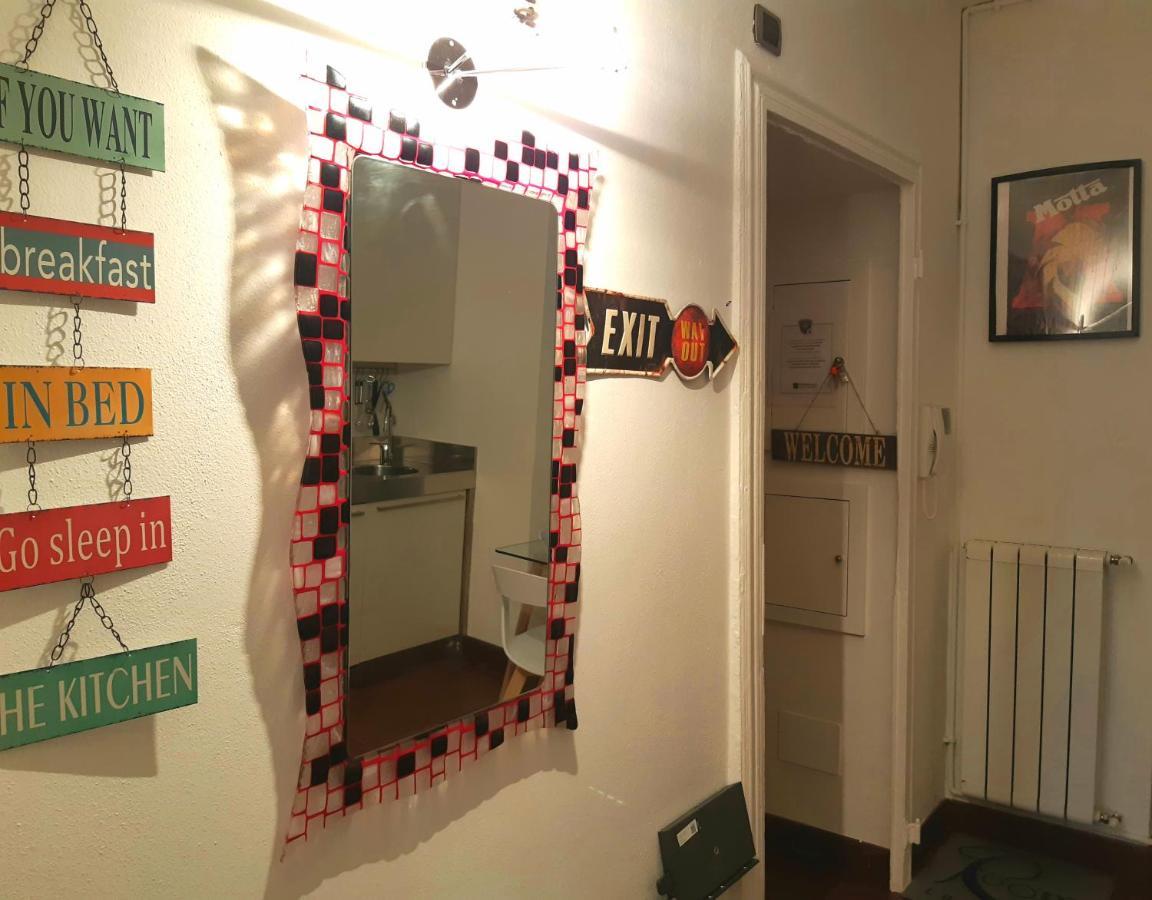 Room Inn Milan Bagian luar foto